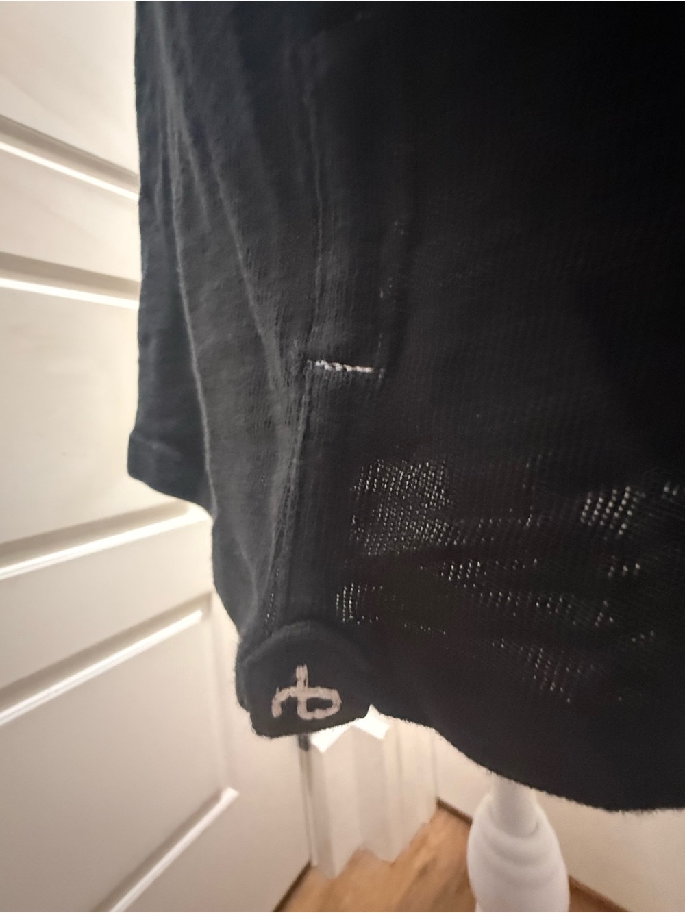 NWT. Rag & Bone. Black classic Long Sleeve Tee. Size XS. - Picture 10 of 14